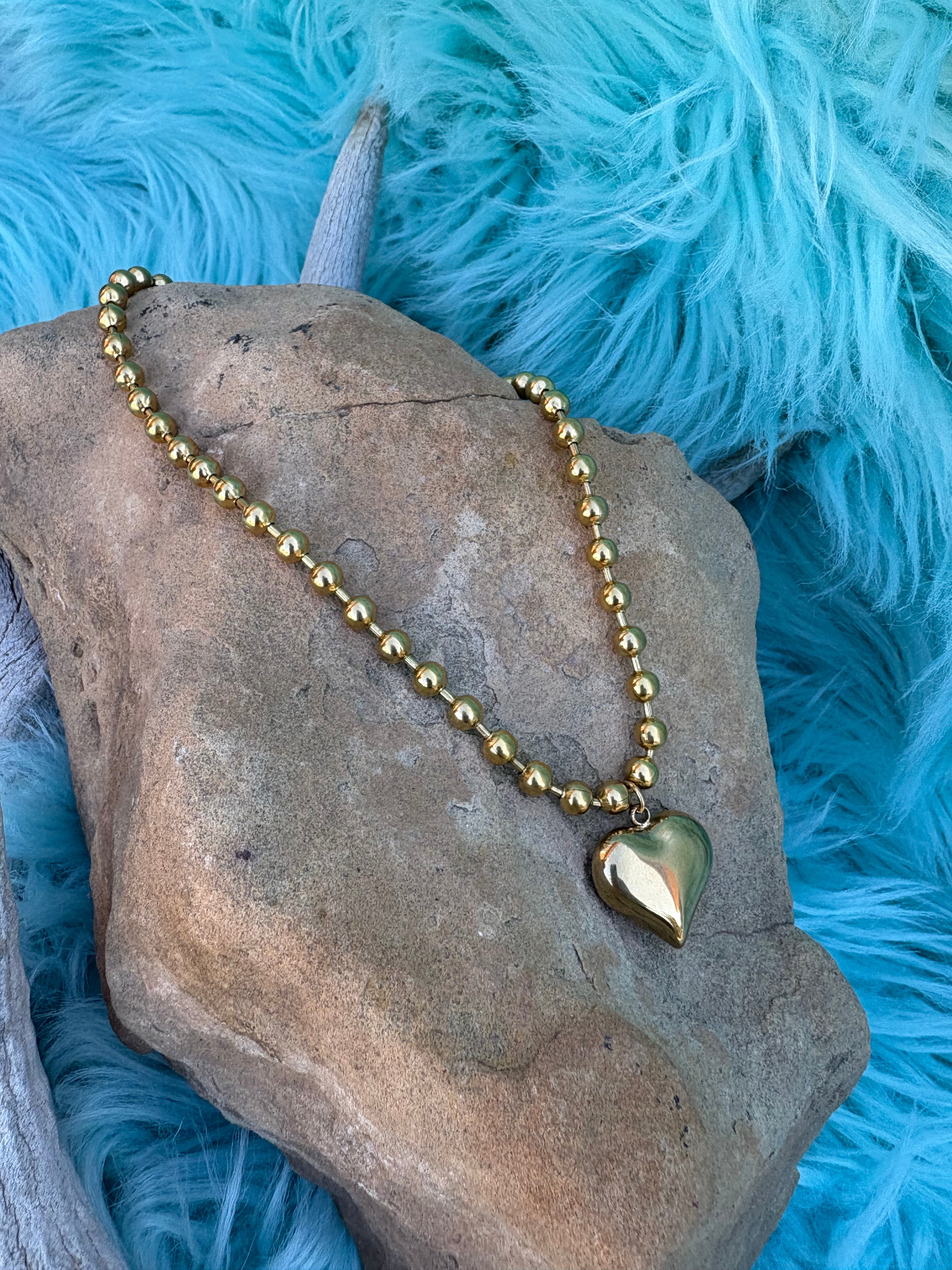 Gold heart necklace