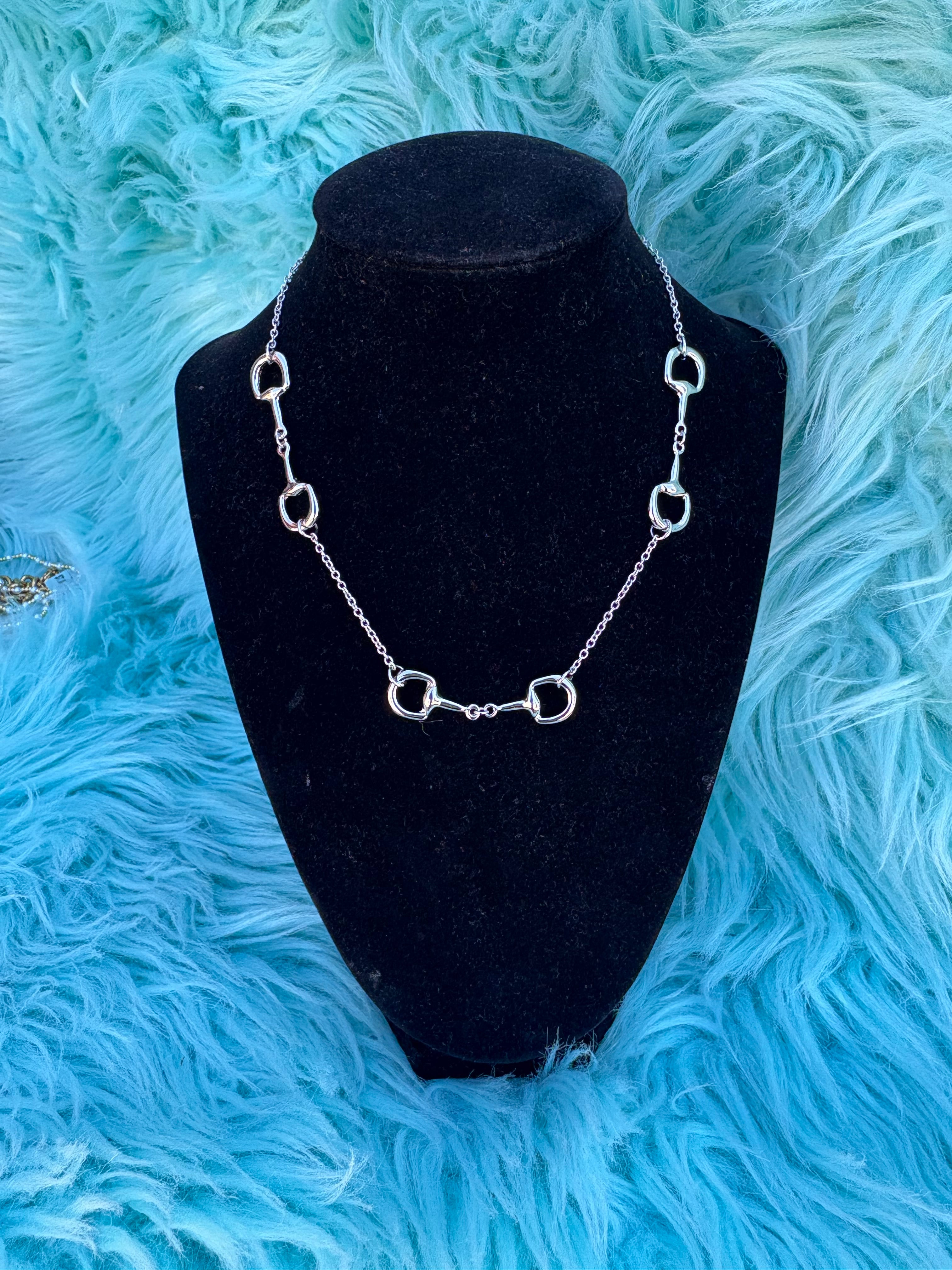 snaffle bit